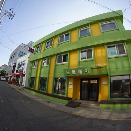 Mokpo Norway Guesthouse Exterior photo